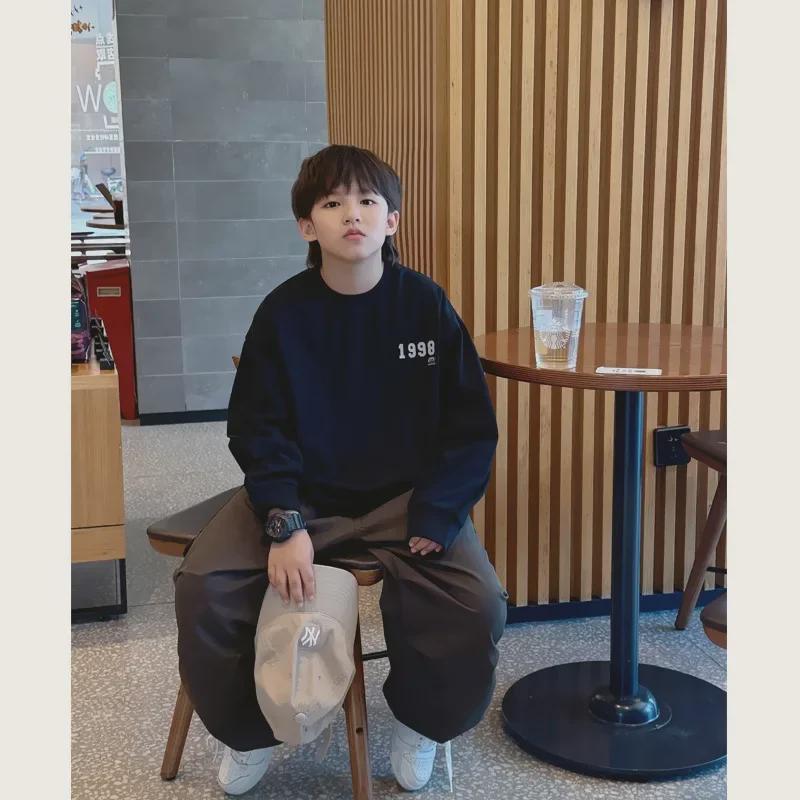 "Fashion Boy's Cartoon Print Long-Sleeve T-Shirt - 2024 Autumn Collection"