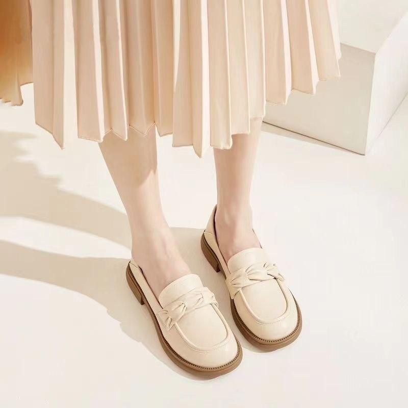 Real soft leather women's new simple retro soft sole versatile one-pedal small leather shoes