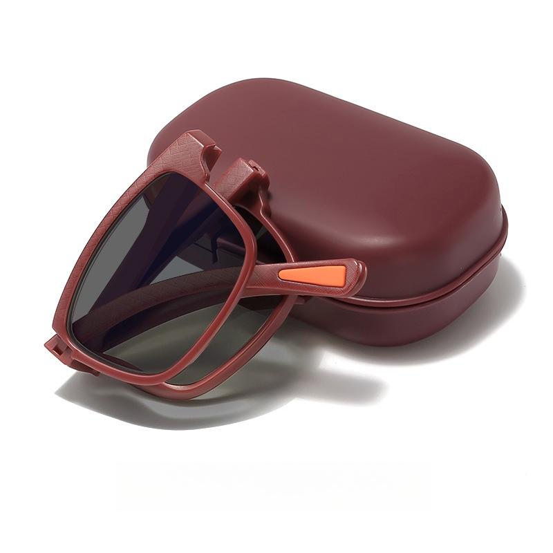 2026 New Fashionable Portable Folding Women's Sunglasses Retro Ultra Light Neutral High Quality Lightweight Sunscreen Glasses