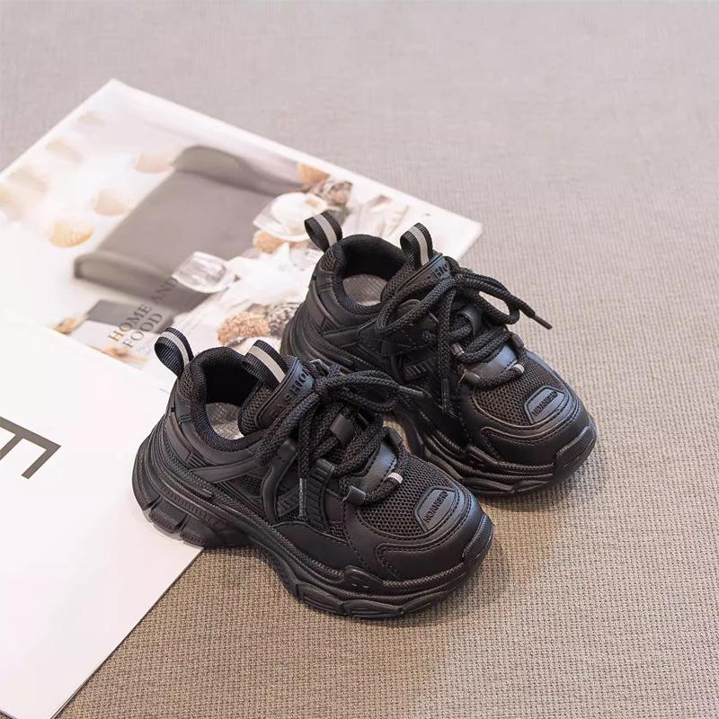 

Дівчата тато 2024 нові дитячі дихаючі спортивні великі діти смажене вуличне сезон транскордонне взуття 26-31 yards FCL shot 48 pairs чорний