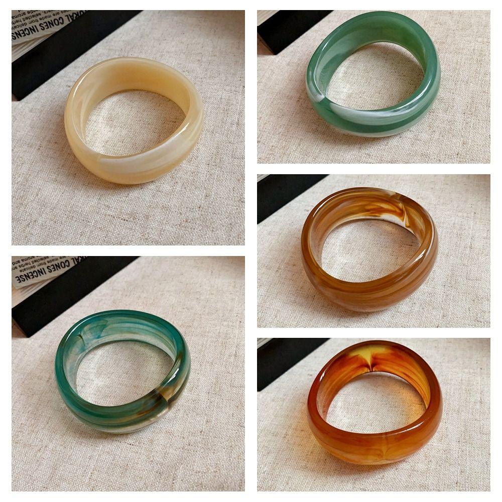 Resin Round Wide Bracelet Exaggerated Retro Geometric Bangle Unique Irregular Acrylic Bangle  Women