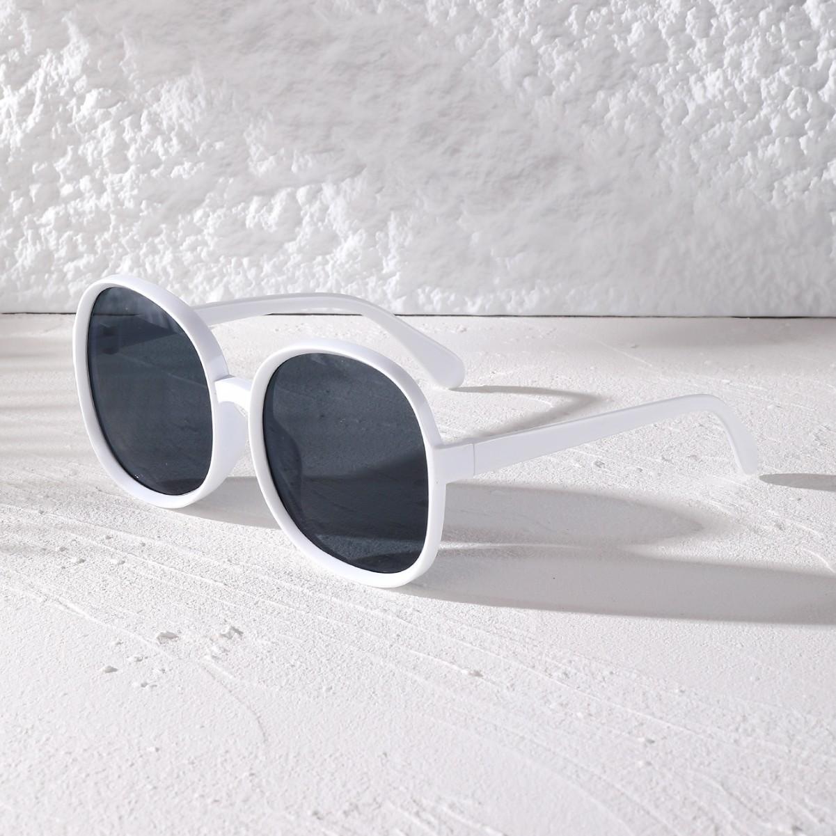 

New Fashion Men Big Frame Sunglasses Men Square Eyeglasses Women Retro Glasses High Quality Gafas UV400 Eyewear 1PC