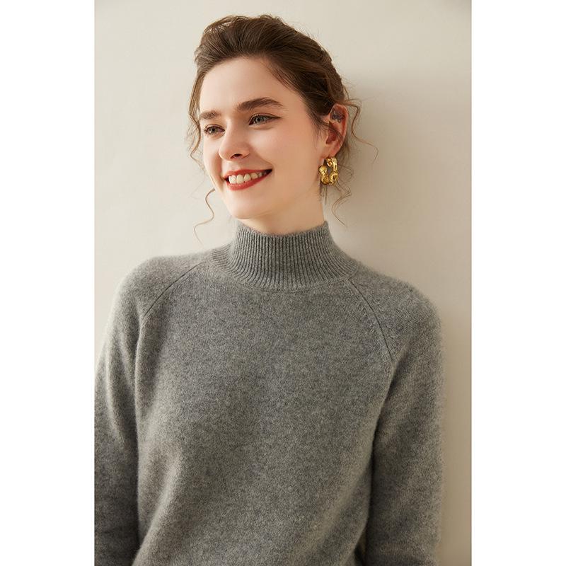 Women's Soft Cashmere Sweater - Thick, Half High Neck, Loose Fit, Solid Color, Casual Style for Autumn and Winter
