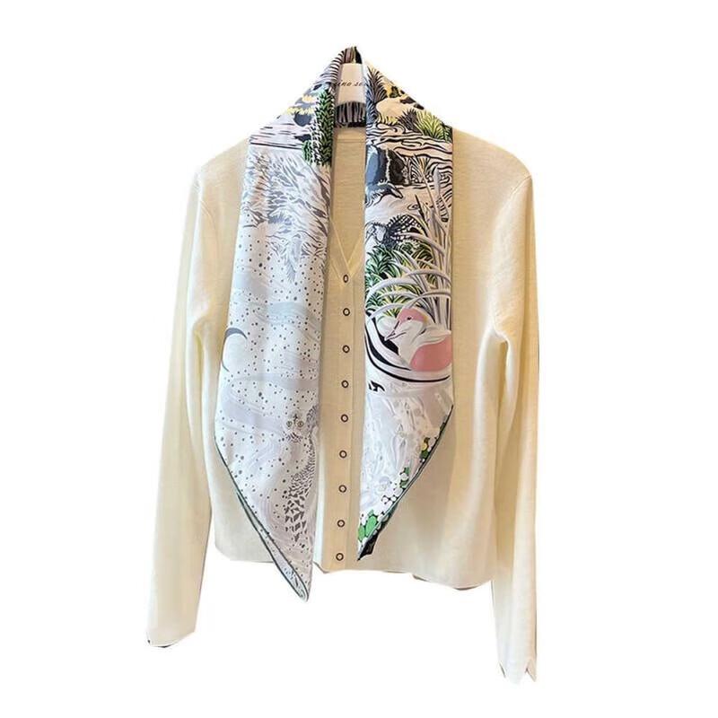 NINA SOLOR Romantic Prairie Animal Double-Sided Silk Scarf