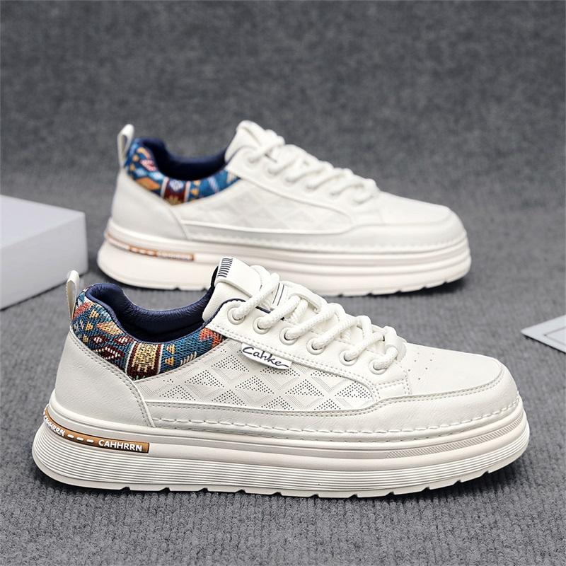 Men 's Casual Four Seasons Fashion Skateboarding Students Comfortable Sneakers Boys Trending Soft Sole Breathable Shoes