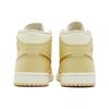 Baskets Air Jordan 1 Mid Pale Vanilla Gold pour Femmes Crème Métallique-Or Lait de Coco FB9892-200