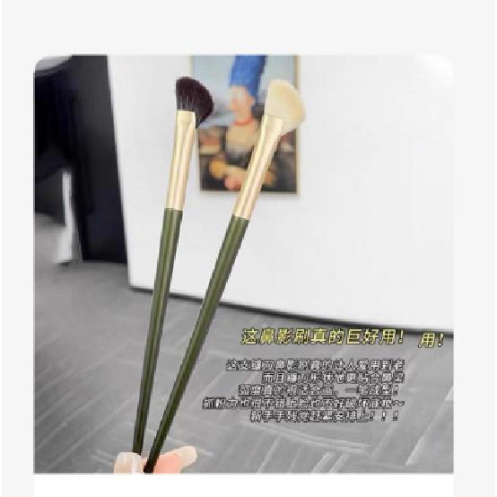 Halb-Fächer-Form Nasenflügelbürste Schräger Kopf Konturieren Halb-Regenschirm-Form Nasenschattenbürste Rouge Highlight Verblendpinsel