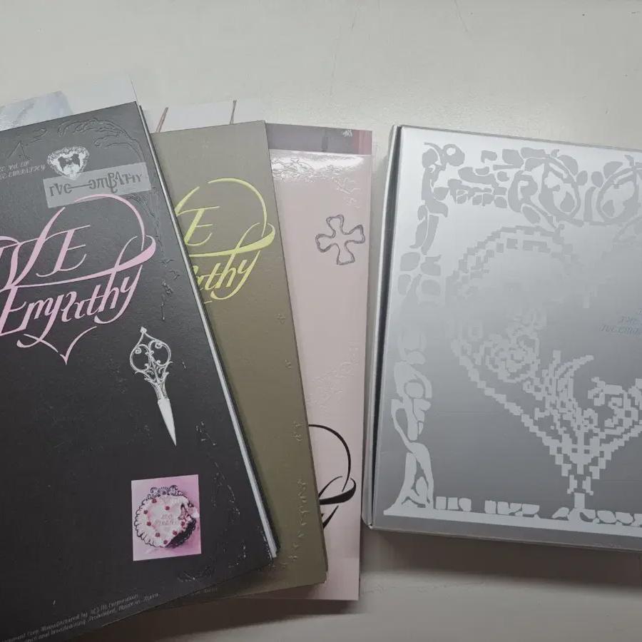 

Ive Empathy 4-piece Album Set Unsealed Poca O