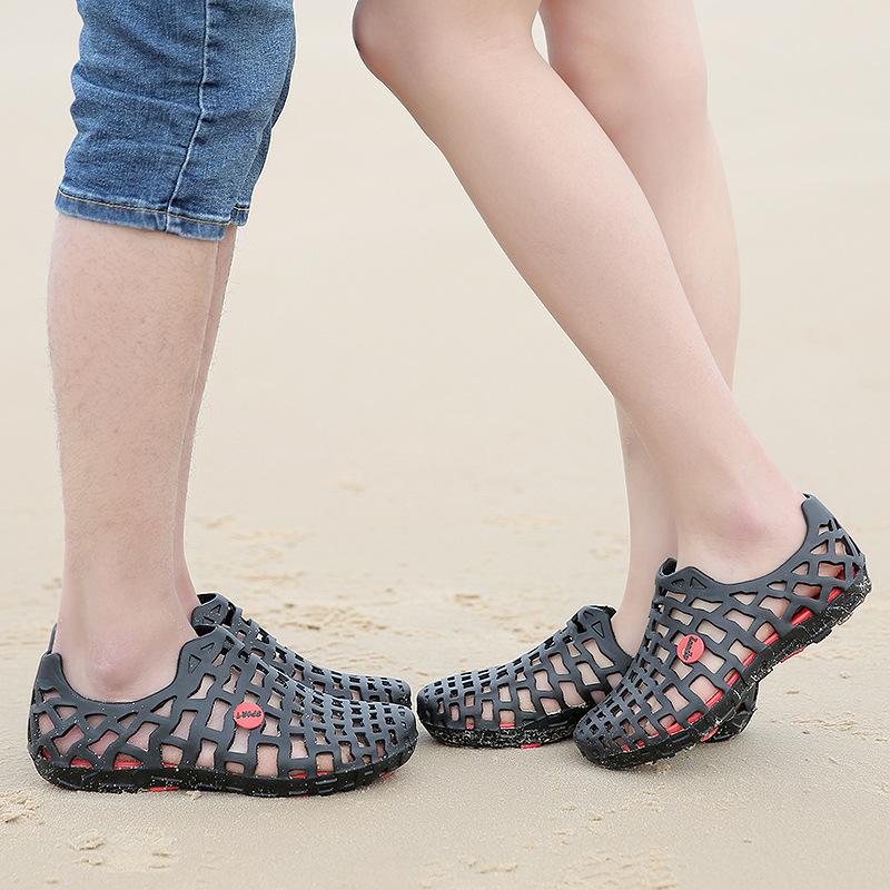 Outdoor Bag Head Beach Shoes Summer Hole Shoes Couple Sandals Non-slip Creek Shoes Women's Wading Seaside Quick-drying Shoes