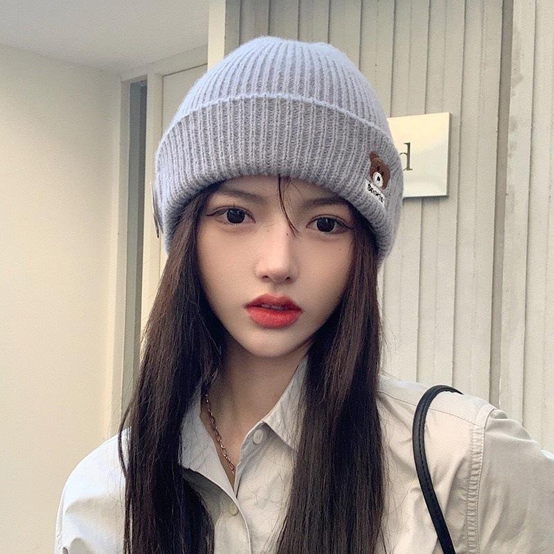 

Knitted hat for autumn and winter, unisex, warm and versatile, Korean style cute bear design, fleece-lined, ear-protecting, casual and fashionable sports Bear Head-Gray