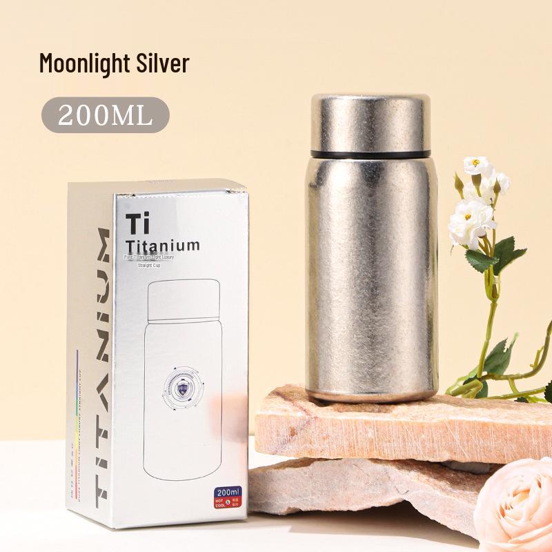 Tazza Termica Mini in Titanio Portatile di Alta Gamma per Donne - Elegante, Compatta, Tazza da Tè per Esterni