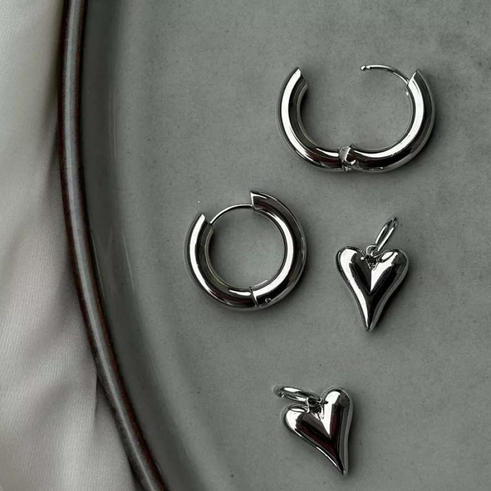Punk Silver Color Peach Heart Pendant Earrings for Women Simple Fashion Geometric Circular Ear Buckle New Trendy Jewelry Gift