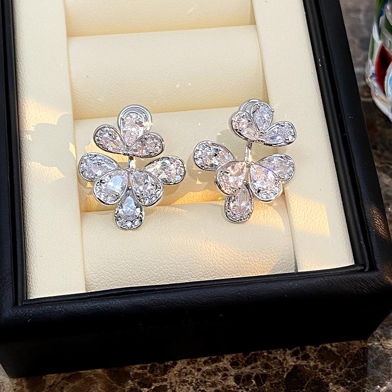 Korean Version Exquisite Light Luxury High-end Full of Rhinestones Flower Temperament Simple Super Sparkling Earrings for Women
