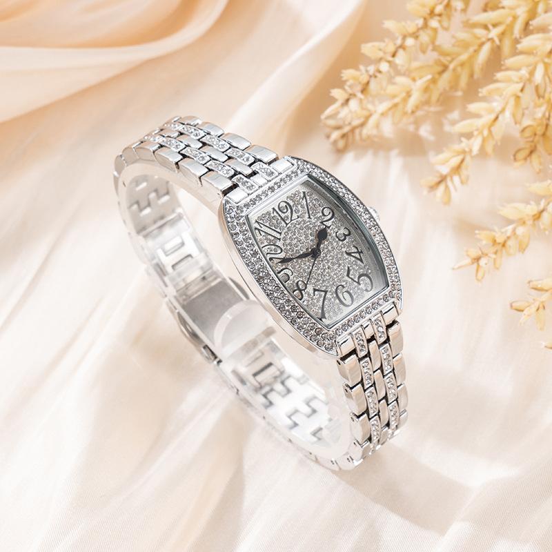 Fashion Diamond Barrel Type Women'S Watch Classic Gypsy Bracelet Waterproof Women'S Watch