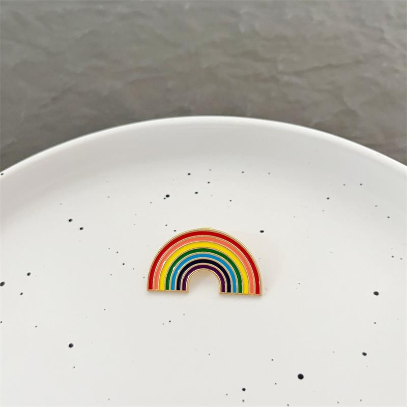 Geometric Arc Colorful Rainbow Stripe Creative Brooch for Women Brooches Pin Badges Alloy Backpack Icons Girls Jewelry Gift