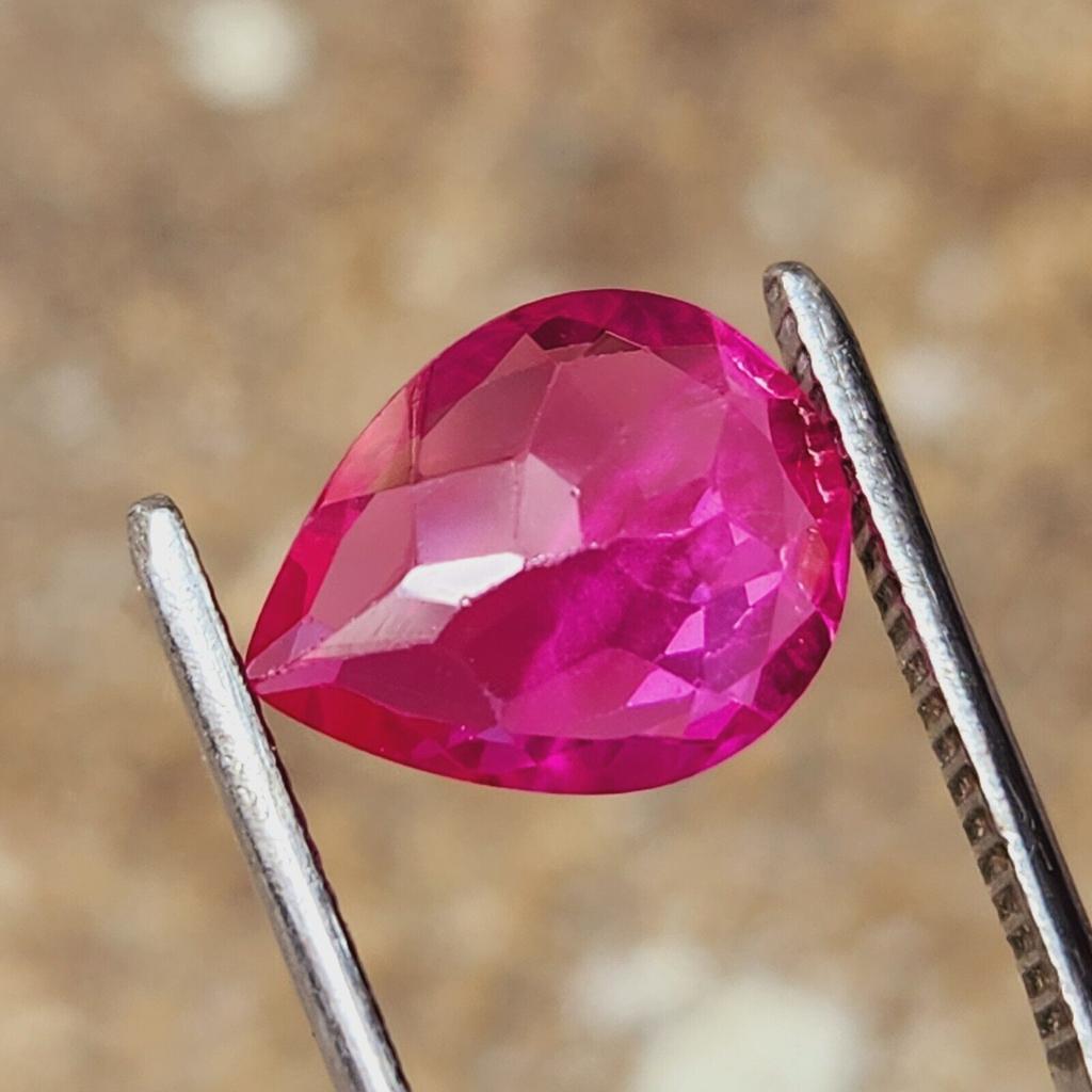 4.00 Ct Sapphire Pear Shape Natural Flawless Ceylon Padparadscha Gemstone