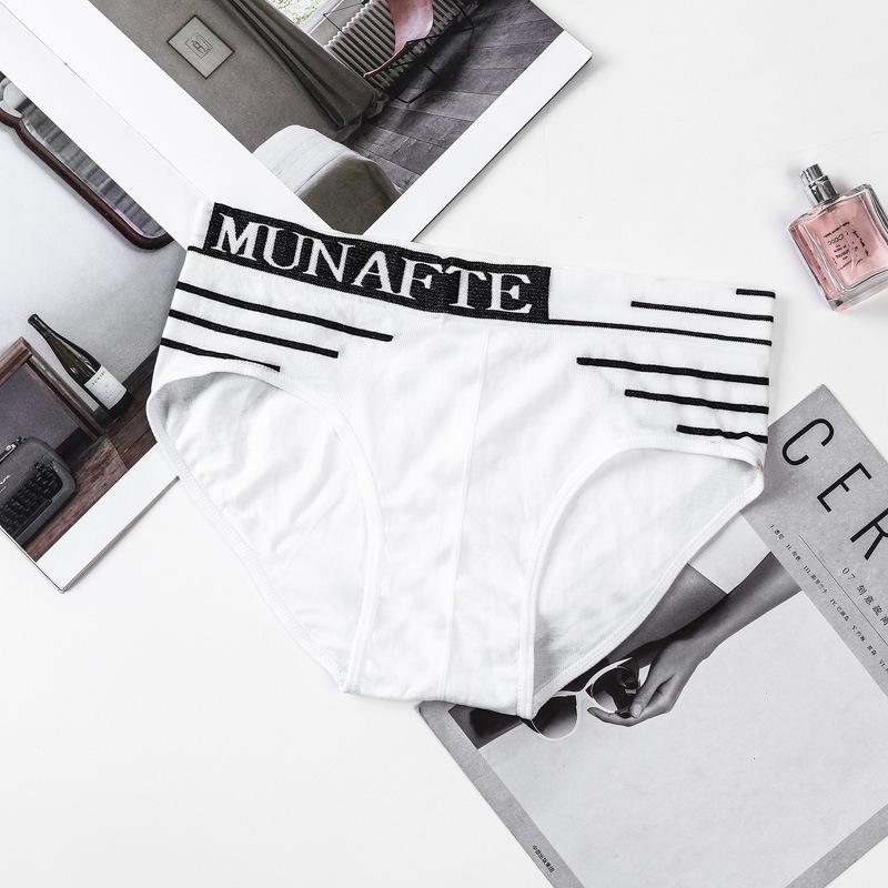 Men's Mid-Waist Quick-Dry Sports Briefs - Large, Seamless, Comfortable, Breathable