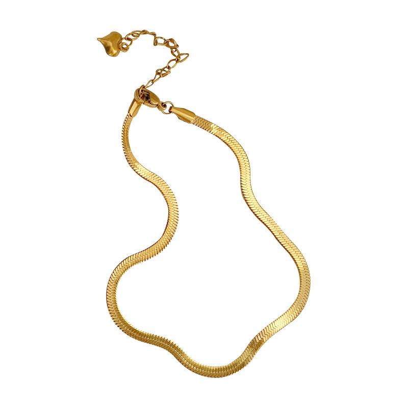 Trendy European & American Minimalist Gold Snake Chain Bracelet for Women in Titanium Steel