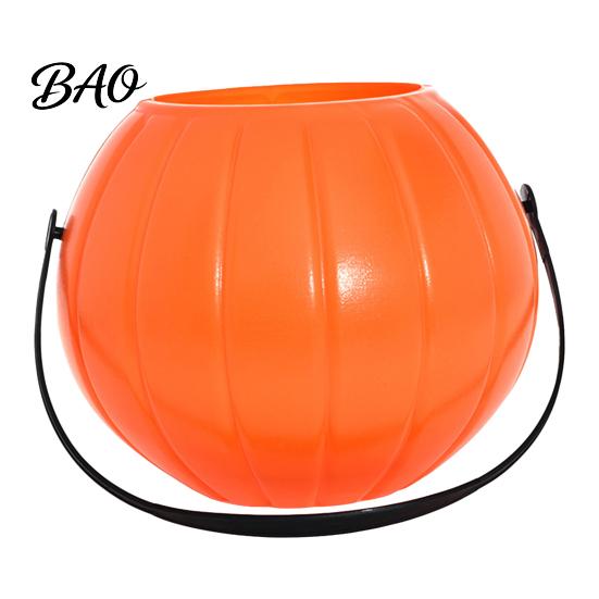 Spooky Gift Baskets Halloween Pumpkin Candy Bucket, Plastic Treat Holder with Handle, Portable Pails Party Favor Storage Container, Trick-or-Treat