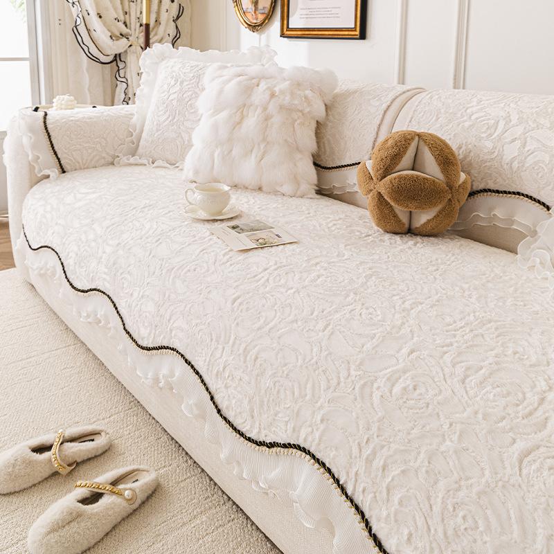 New Rose Velvet Jacquard Sofa Cover Retro Irregular Sofa Cushion For Autumn Winter Non-Slip Full Cover Furniture Protector