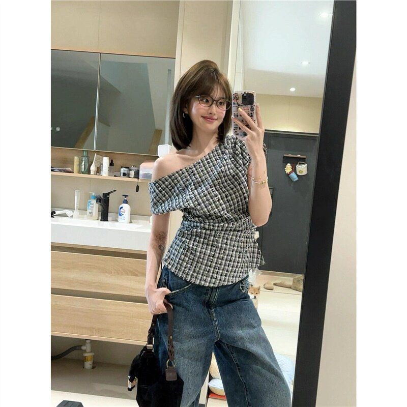 Correct Version! New Retro Floral Plaid Off-Shoulder Short-Sleeve T-Shirt for Women, Summer Stylish Design Top