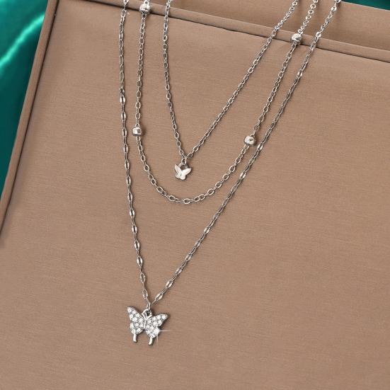 Kvinner Halskjede Rhinestone Dekor Trelags Sommerfuglanheng Justerbar med utvidet lengde Prom Party Hals Smykker Bryllup Halskjede