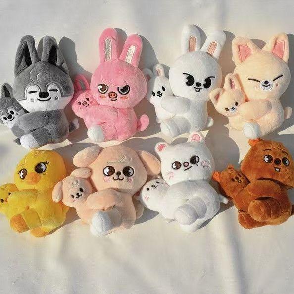 Straykids CP Puppe Umarmung 20cm Plüschtier SKZOO SKZ Hyunjin Bangchan Leeknow Han Felix Seungmin I.N Changbin