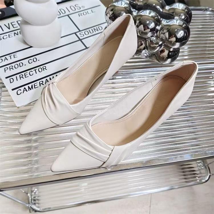 Internet Celebrities Popular Light and Comfortable Work High Heels 2025 New Pointed French Shallow Mouth Temperament Fashion Shoes