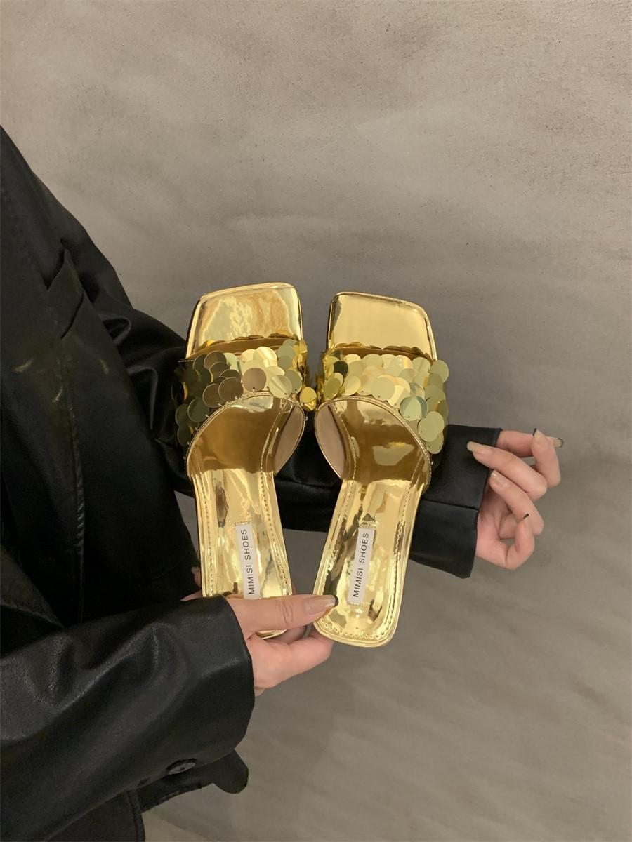 

2025 summer new niche high-end cool slippers outer wear thin heel sequined high-heeled sandals women s shoes 39 золотий