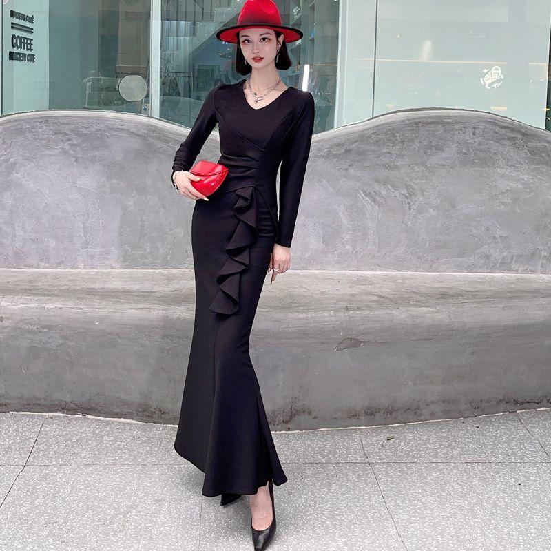 

Socialite High-End Affordable Luxury Everyday Dress Evening Gown Black L