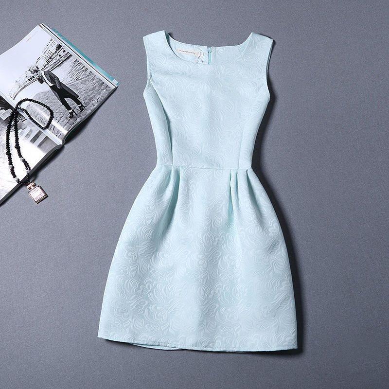New Princess Style Sleeveless A-line Dress With Flattering Fit And Charming Accessories