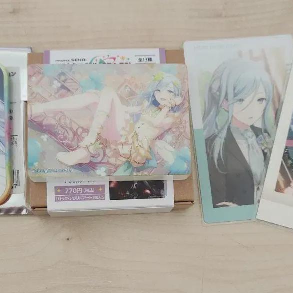 

Проект Sekai Momo Store Hinomori Shizuku Noble Art Square Can Badge Paper Sell