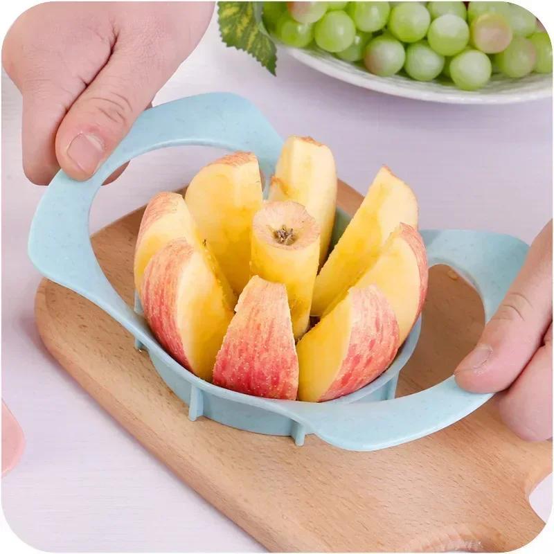 1 Pezzo Acciaio Inossidabile Colore Solido Sbucciacore per Mele Affettatrice per Frutta Divisori da Cucina Gadget e Accessori Utensili Pratici per la Cucina di Casa