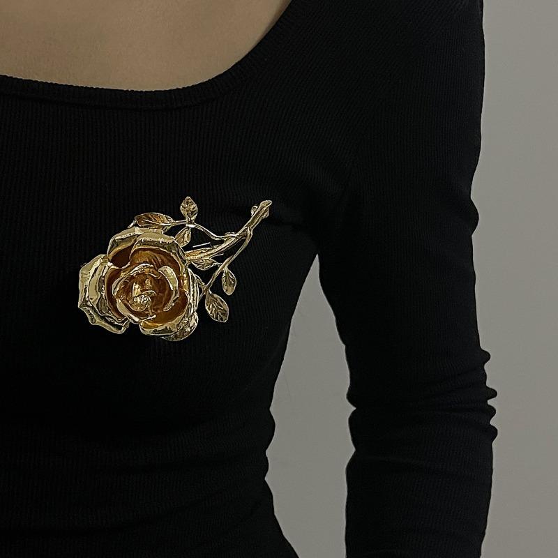 Three-dimensional Rose Brooch
