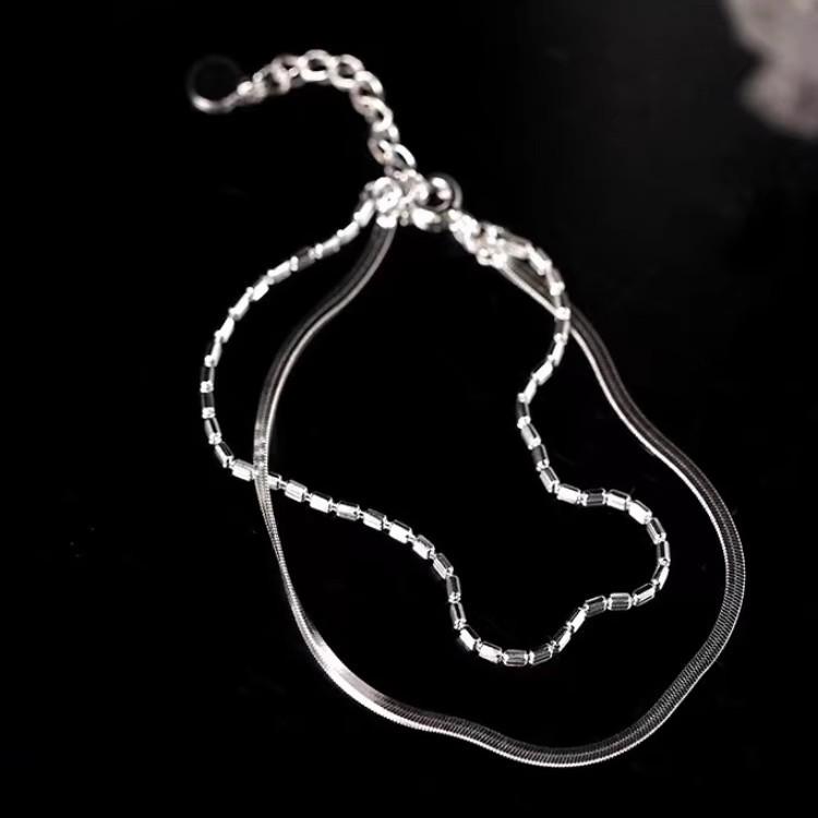 Minimalist Geometric Snake Bone Bracelet: Light Luxury, Cool Style, Personalized Gift for Women