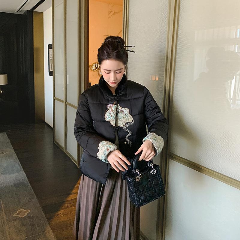 National Wind Plus Size Cotton Jacket Women's Short Jacket Plush Stand-up Collar Embroidery Plate Mouth Retro Ethnic Style Blouse Cotton Clothing