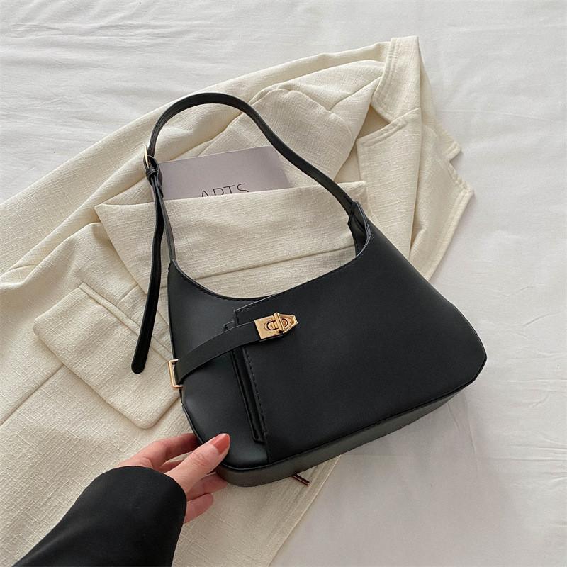 2024 Spring New Casual Street Fashion Shoulder Bag Simple Stylish Commuter Bag