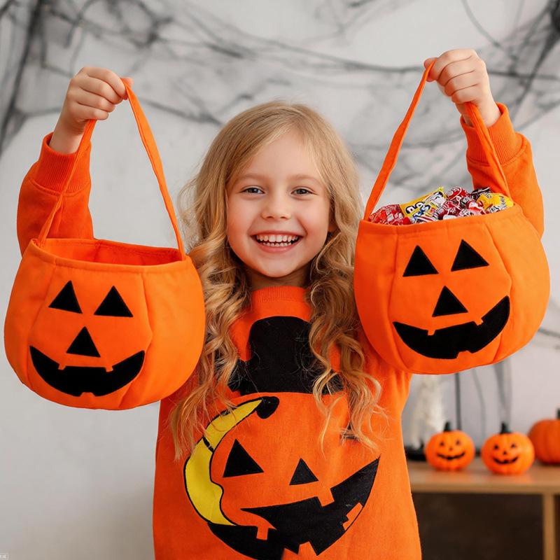 Fashionable Halloween Pumpkin Non-Woven Handbag - Personalized Candy Shopping Bag