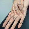 Fortschrittlicher Sinn für Persönlichkeit, einfacher, kleiner, frischer und süßer Stern-Schleifen-Schlüsselbein-Tattoo-Aufkleber