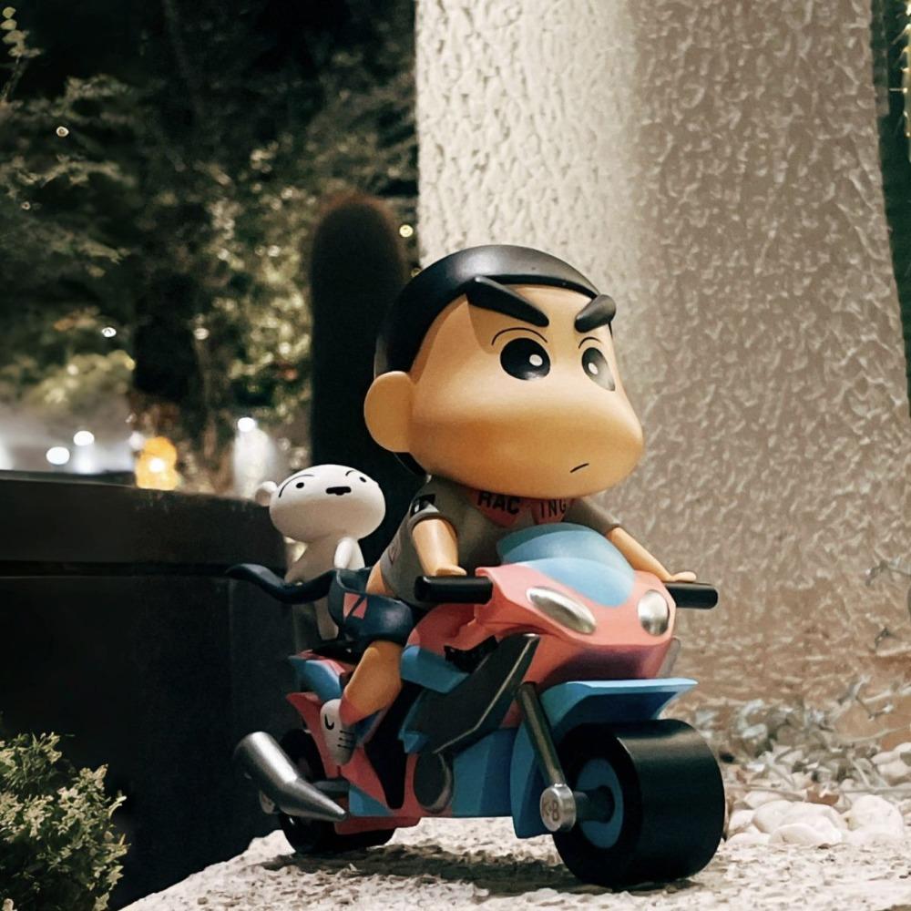 Kawaii Crayon Shin-chan Figurine Motorcycle Shin-chan Anime Figure Cartoon Ornaments Delicate Birthday Gift Home Decoration