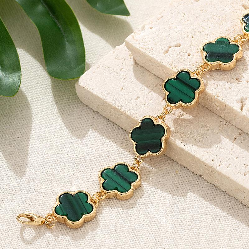 Stylish And Elegant Lucky Five-Petaled Flower Bracelet Female, Five-Leaf Flower