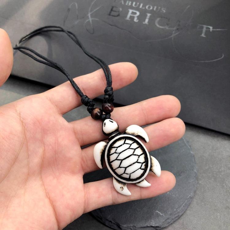 Original retro tribal men and women couple necklace trendy personality eagle ivory horn domineering pendant versatile accessories