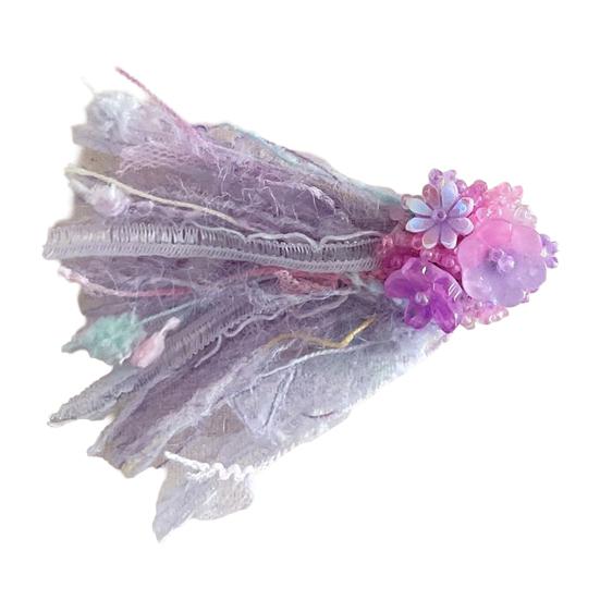 

Girl Hairpin Three-Dimensional Flowers Bead Embellishments Hair Pin Mesh Tassels Strong Grip Hair Clip Hair Styling Tool