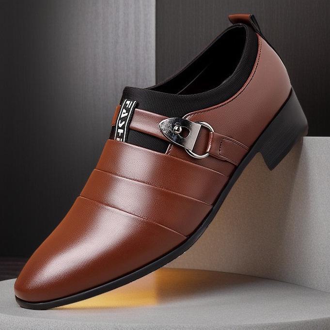 

2024 Мужские кожаные деловые туфли в корейском стиле, большого размера, с острым носком, повседневная элегантность 44 коричневый