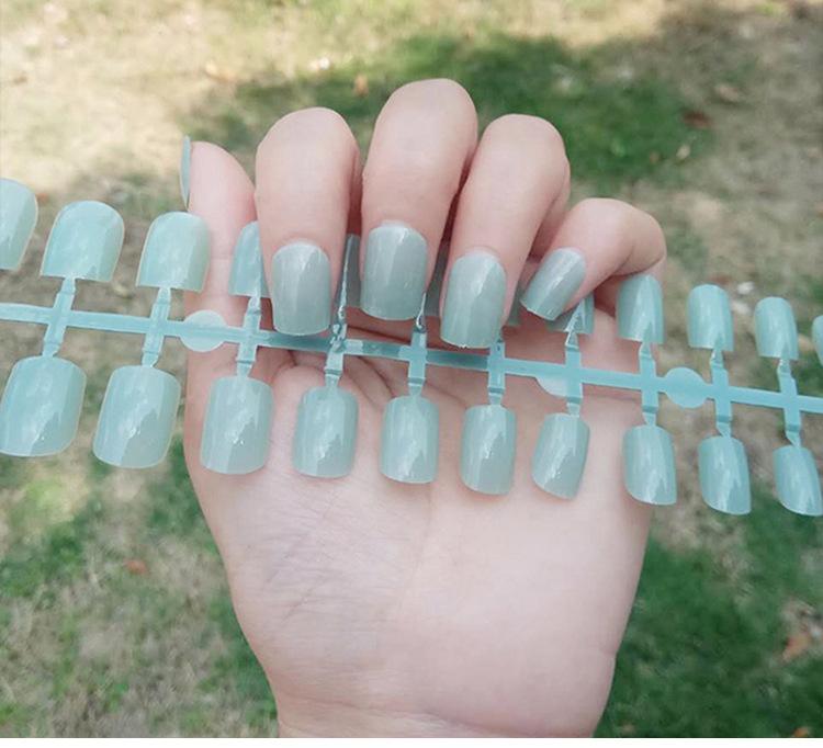 24pcs/set DIY Quick Nails Short Flat Head Solid Color False Nails Multicolor Strips Finished Wear Manicure