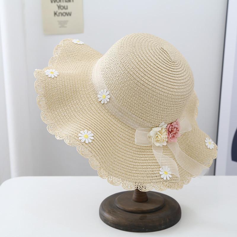 Fashionable Ladies Straw Hat For Summer Outings Sun Protection Hat Floral Beach Hat