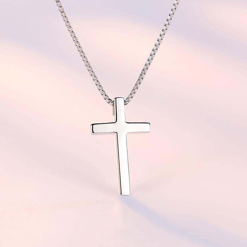 Bijuterii Pandantiv Cruce Colier Unisex - Cadou Versatil pentru Crăciun și Zile de Naștere