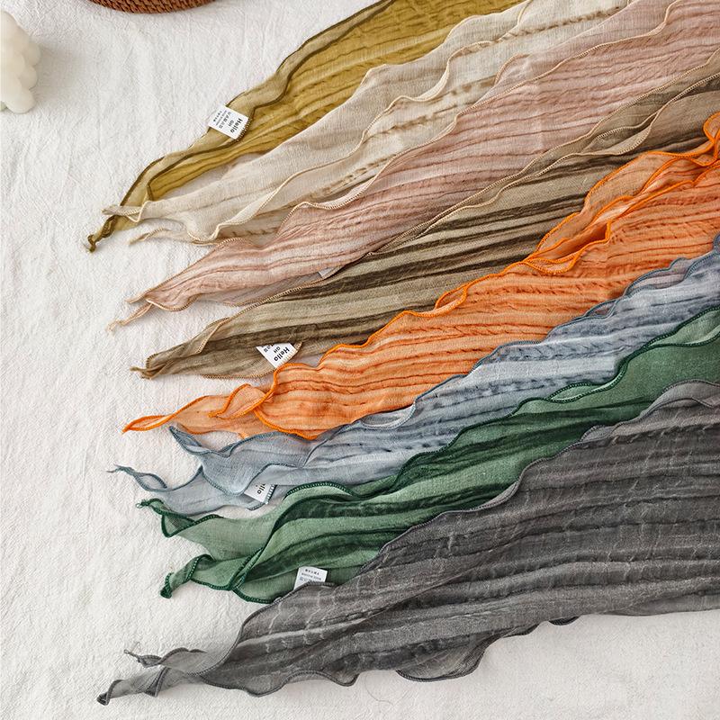 Baumwolle und Leinen Weicher Batikgestreifter Diamantförmiger Schal für Damen im Sommer, Dünner und farbenfroher Nackenschutzschal Stirnband