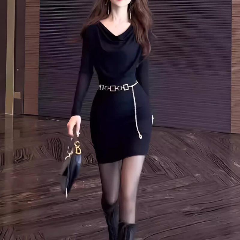 Gold Square Waist Chain For Women Fashion Accessory Metal Belt Emphasizing Slimming Style