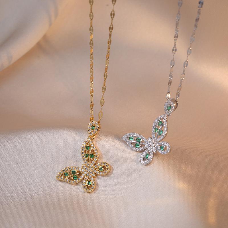 

Emerald Butterfly Full Diamond Titanium Steel Clavicle Necklace for Women - Trendy Korean Fashion